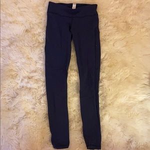 ☾ IVIVVA LEGGINGS ☽